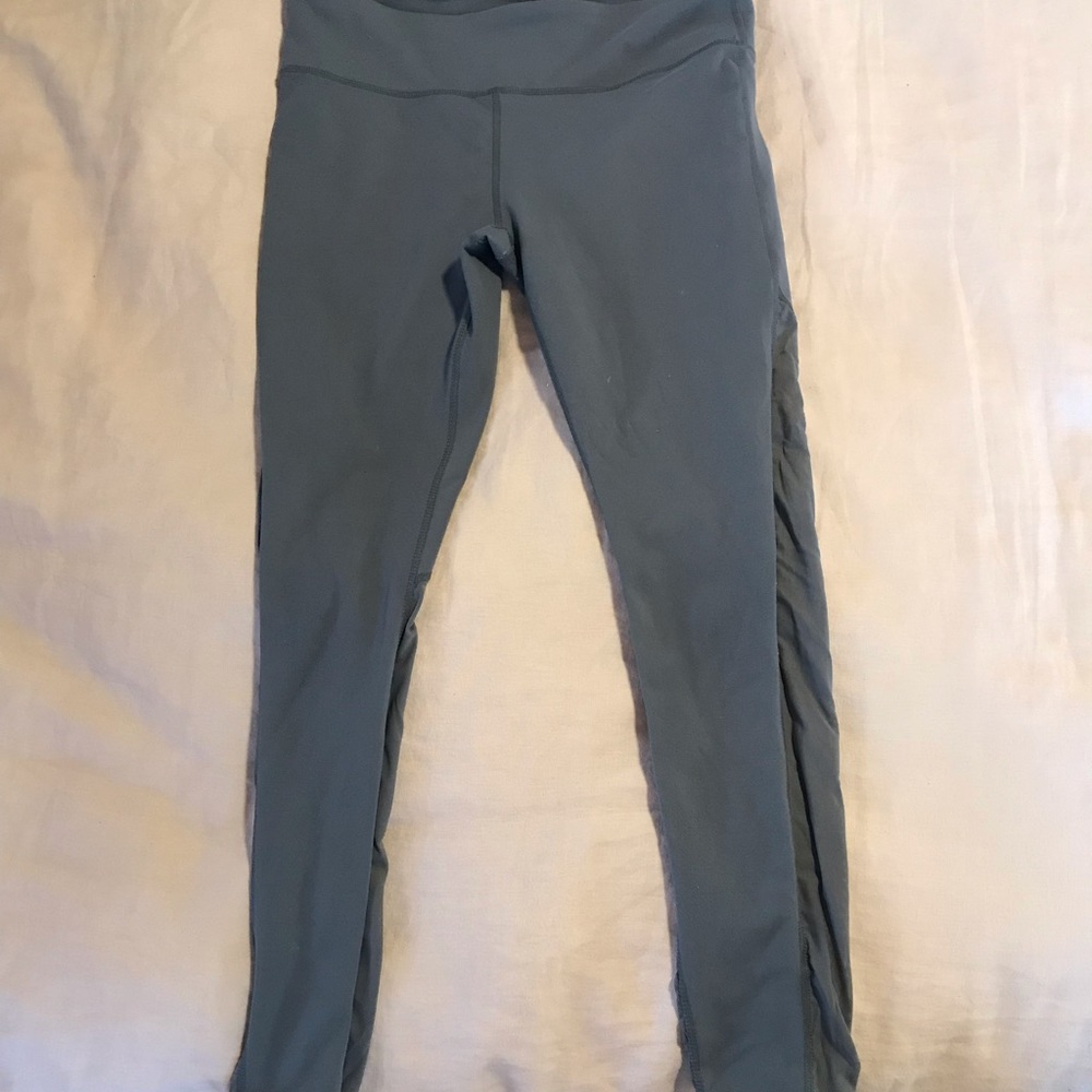 Fabeltics grey leggings